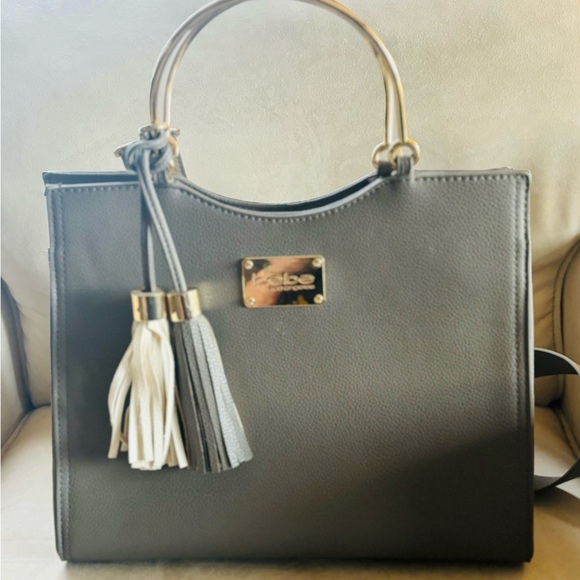 BEBE PURSE ! - Picture 1 of 3